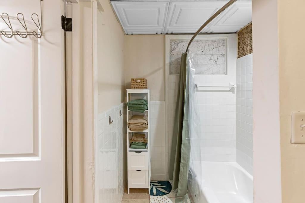 Cozy Buckhead Suite - Great Area, Free Easy Parking, Near Shops And Restaurants 亚特兰大 外观 照片