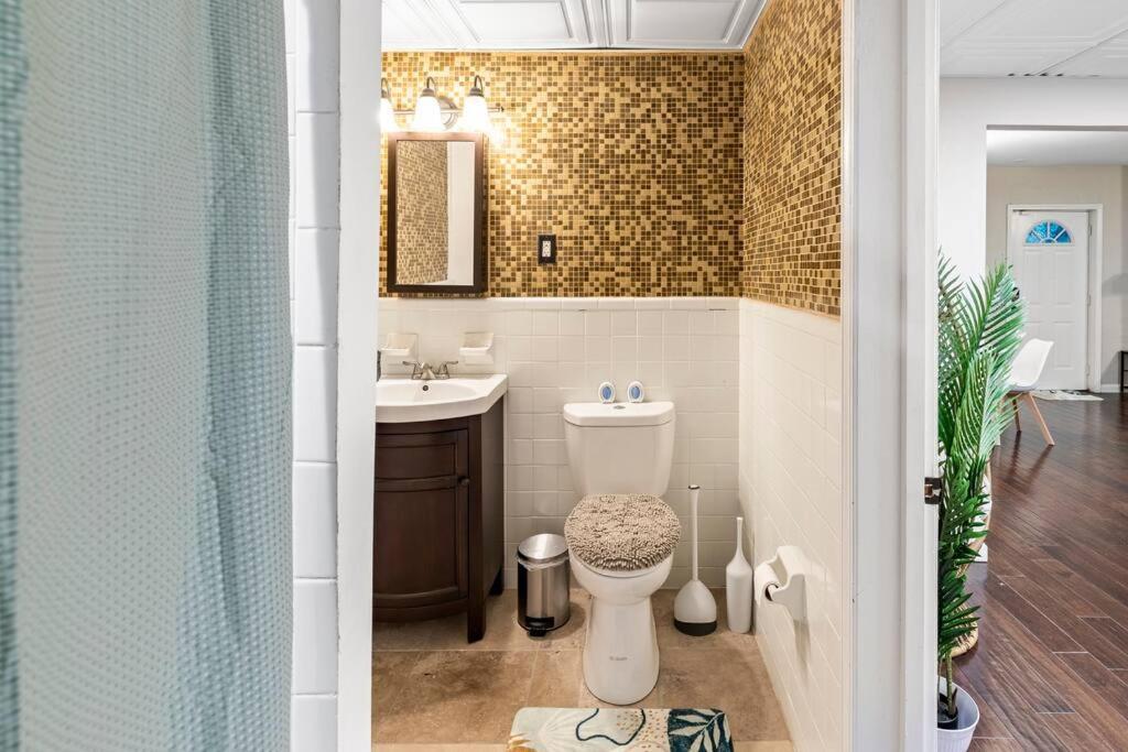 Cozy Buckhead Suite - Great Area, Free Easy Parking, Near Shops And Restaurants 亚特兰大 外观 照片