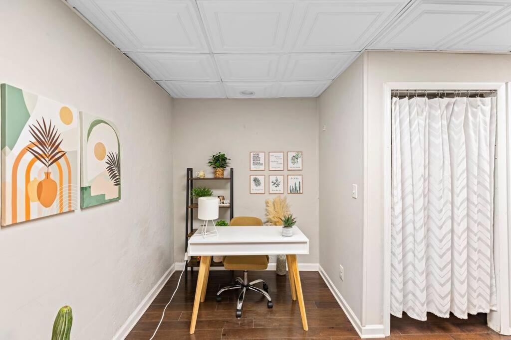 Cozy Buckhead Suite - Great Area, Free Easy Parking, Near Shops And Restaurants 亚特兰大 外观 照片
