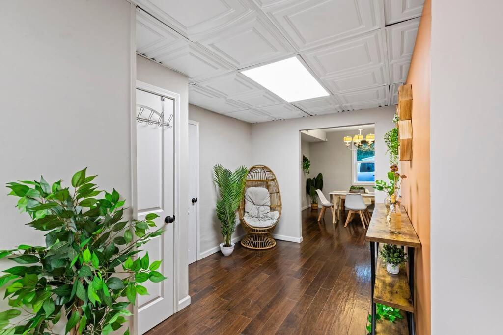 Cozy Buckhead Suite - Great Area, Free Easy Parking, Near Shops And Restaurants 亚特兰大 外观 照片